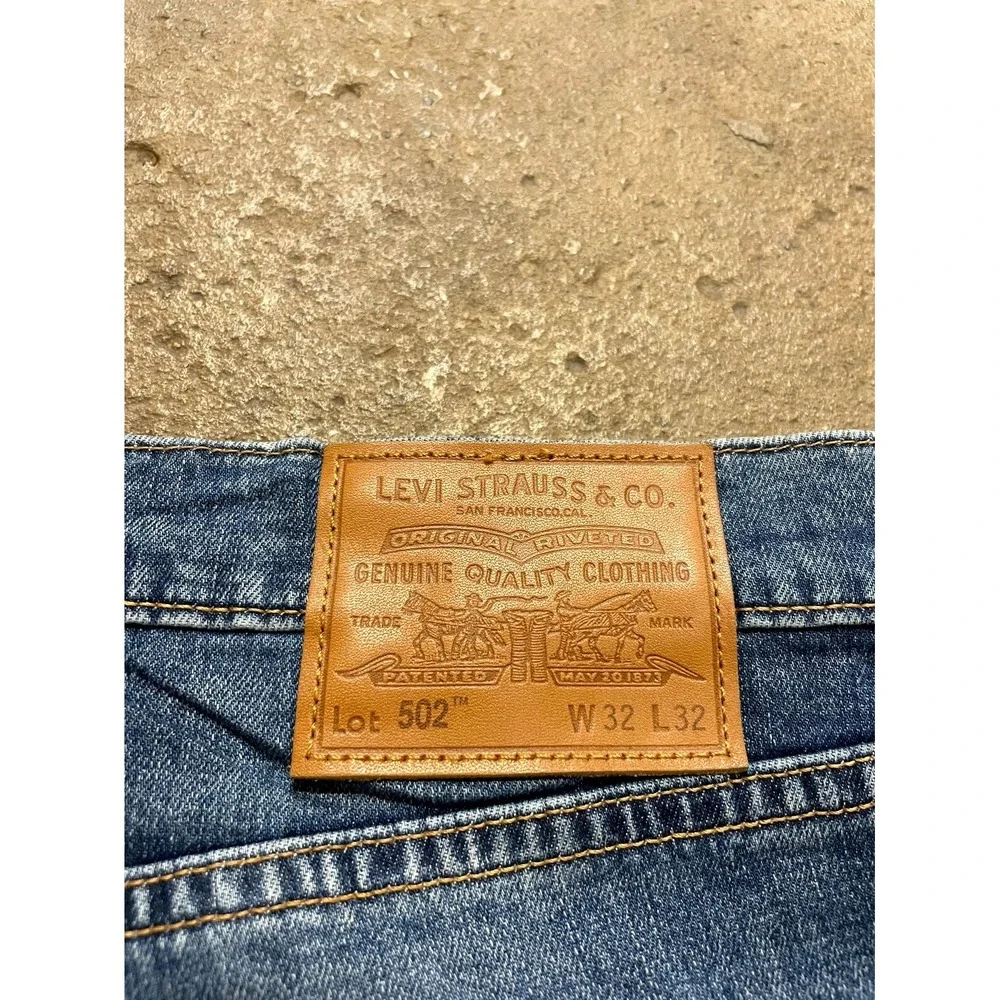 Levi's 502 Straight Jeans Mens‎ 32x32 Blue Whiskering Denim Logo Cotton Stretch